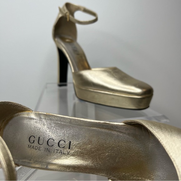 Tom Ford for Gucci Vintage 1996 Fashion Week Gold Platform Heels - Picture 2 of 16